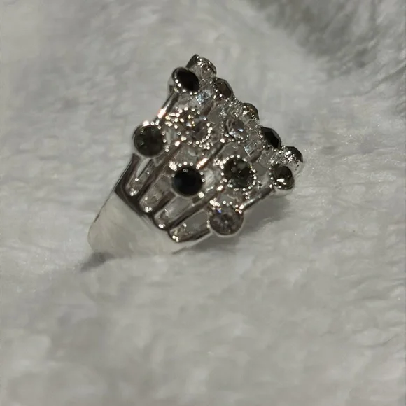 Silver Cocktail Ring with Black, Grey, and Silver CZ - Picture 3 of 5